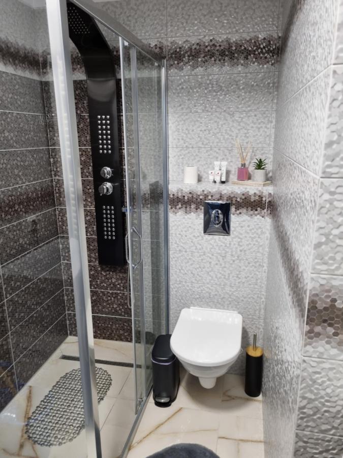Luxury Apartments Бакеу Екстер'єр фото